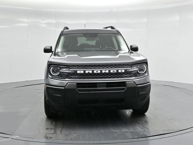 Photo of 2025 Gray Metallic Ford Bronco Sport