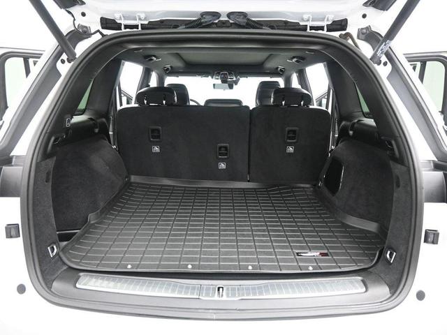 Photo of 2023 Bright White Clearcoat Jeep Grand Cherokee