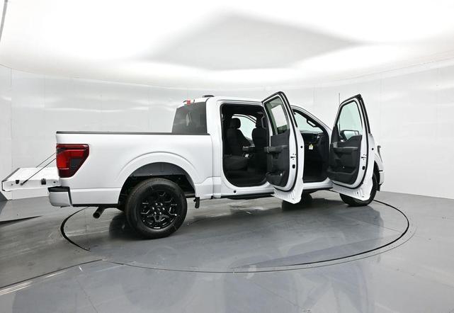 Photo of 2025 Oxford White Ford F-150