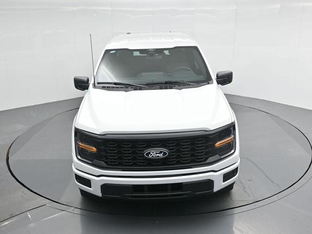 Photo of 2025 Oxford White Ford F-150