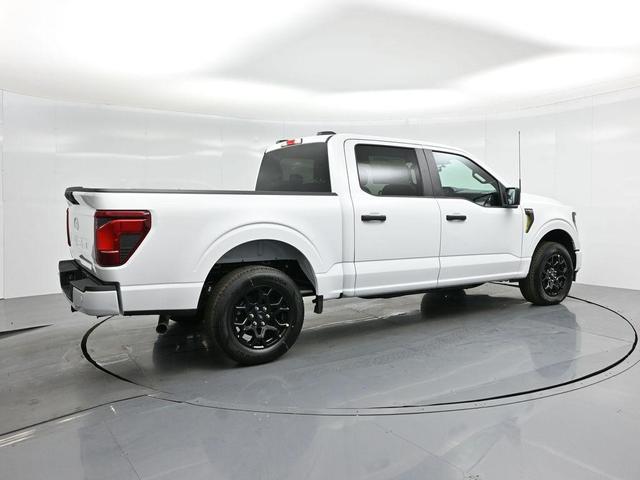 Photo of 2025 Oxford White Ford F-150