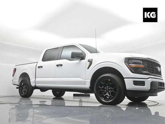 Photo of 2025 Oxford White Ford F-150