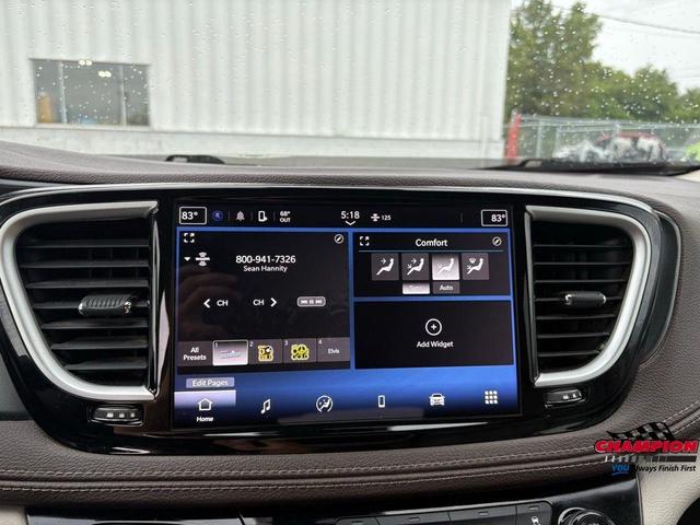 Photo of 2021 Fathom Blue Pearlcoat Chrysler Pacifica