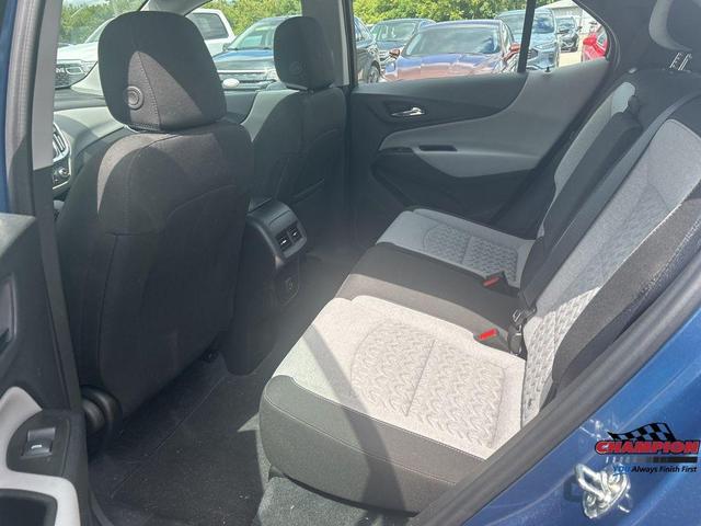 Photo of 2024 Lakeshore Blue Metallic Chevrolet Equinox