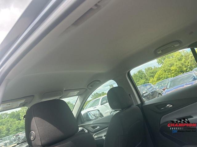 Photo of 2024 Lakeshore Blue Metallic Chevrolet Equinox