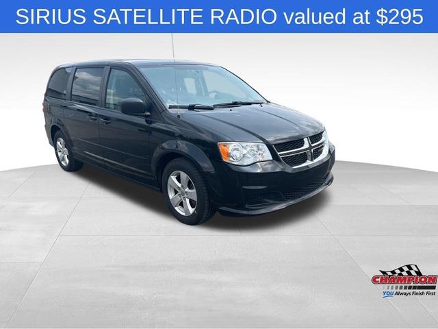 Photo of 2015 Brilliant Black Crystal Pearlcoat Dodge Grand Caravan