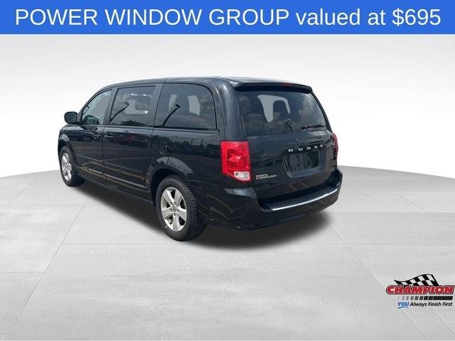 Photo of 2015 Brilliant Black Crystal Pearlcoat Dodge Grand Caravan