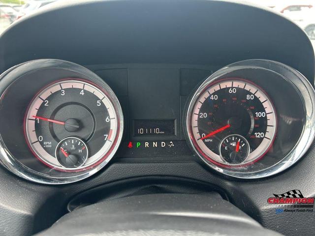 Photo of 2015 Brilliant Black Crystal Pearlcoat Dodge Grand Caravan