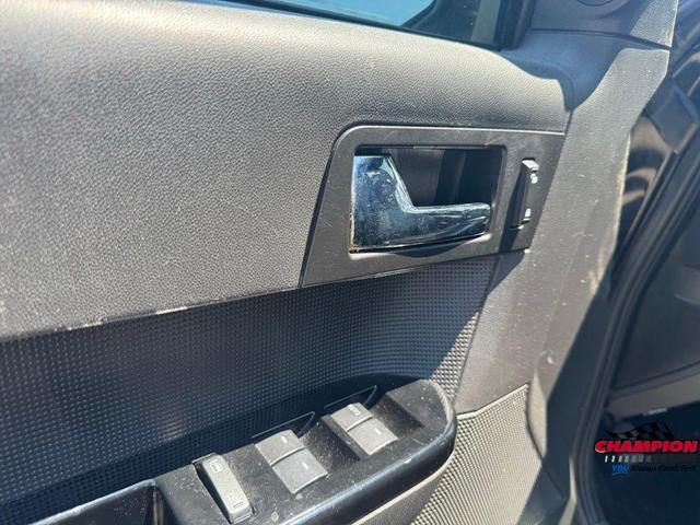 Photo of 2012 Black Ford Escape