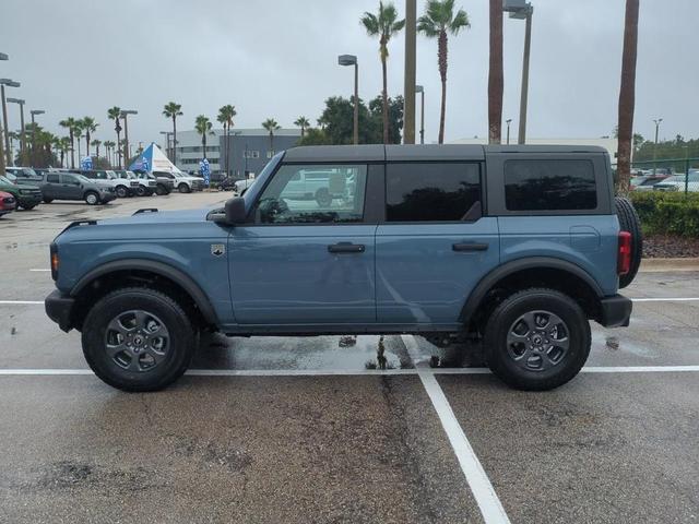 Photo of 2025 Azure / Gray Ford Bronco