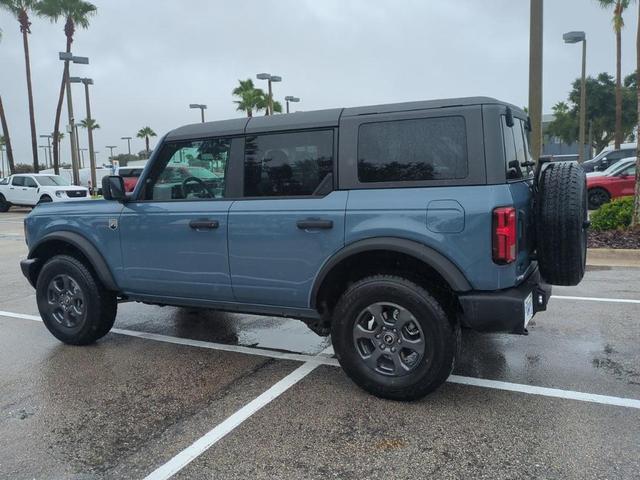 Photo of 2025 Azure / Gray Ford Bronco