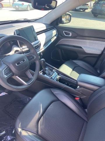 Photo of 2022 Diamond Black Jeep Compass