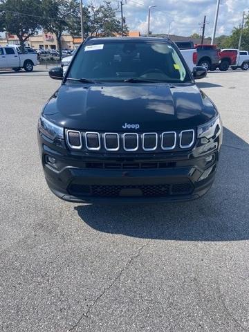 Photo of 2022 Diamond Black Jeep Compass