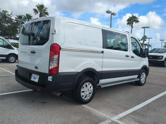 Photo of 2021 Oxford White Ford Transit-250