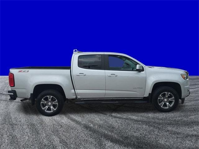 Photo of 2017 Silver Ice Metallic Chevrolet Colorado