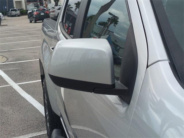 Photo of 2017 Silver Ice Metallic Chevrolet Colorado