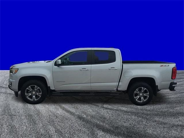 Photo of 2017 Silver Ice Metallic Chevrolet Colorado