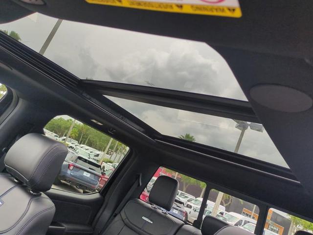 Photo of 2025 Black Metallic Ford F-350