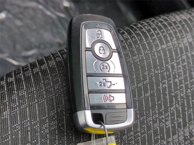 Photo of 2022 Atlas Blue Metallic Ford F-150