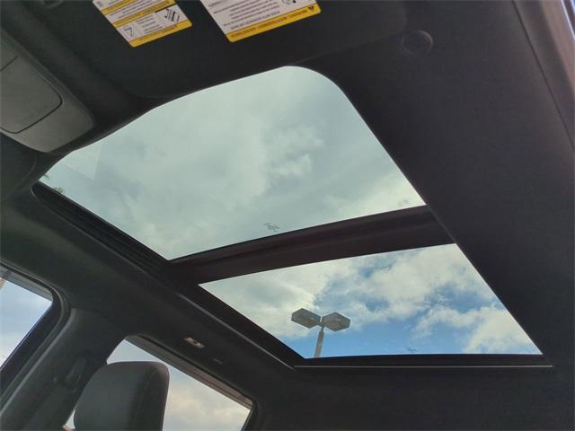Photo of 2022 Atlas Blue Metallic Ford F-150