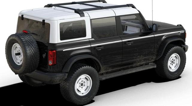 Photo of 2025 Shadow Black Ford Bronco