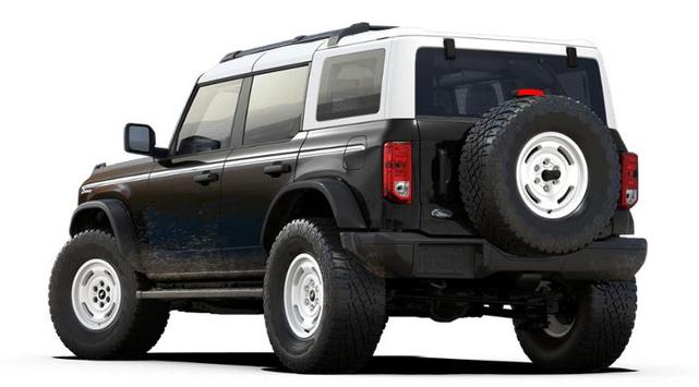Photo of 2025 Shadow Black Ford Bronco