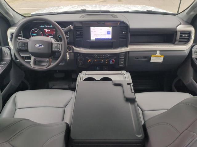 Photo of 2026 Oxford White Ford F-250