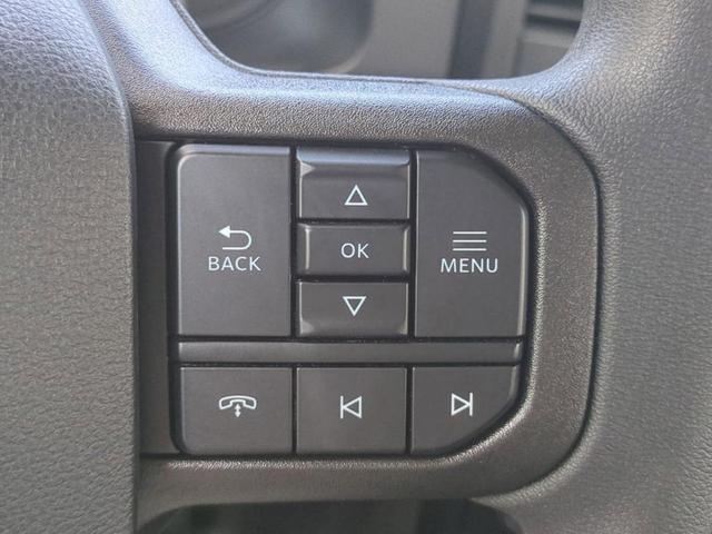 Photo of 2025 Oxford White Ford F-250