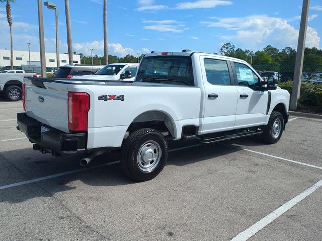 Photo of 2025 Oxford White Ford F-250