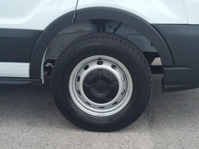 Photo of 2025 Oxford White Ford Transit-350