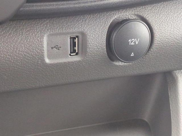 Photo of 2025 Oxford White Ford Transit-350