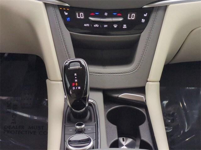 Photo of 2024 Crystal White Tri-Coat Cadillac XT5