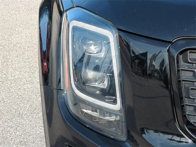 Photo of 2021 Ebony Black Kia Telluride