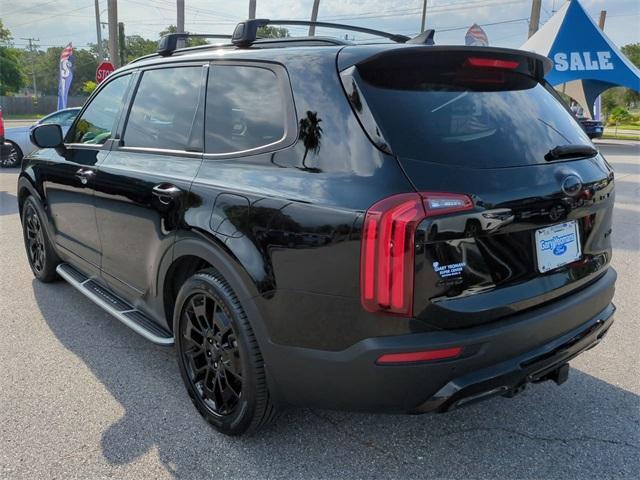 Photo of 2021 Ebony Black Kia Telluride