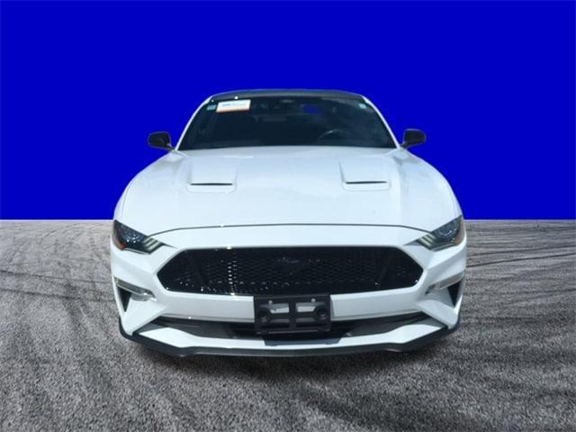 Photo of 2022 Oxford White Ford Mustang