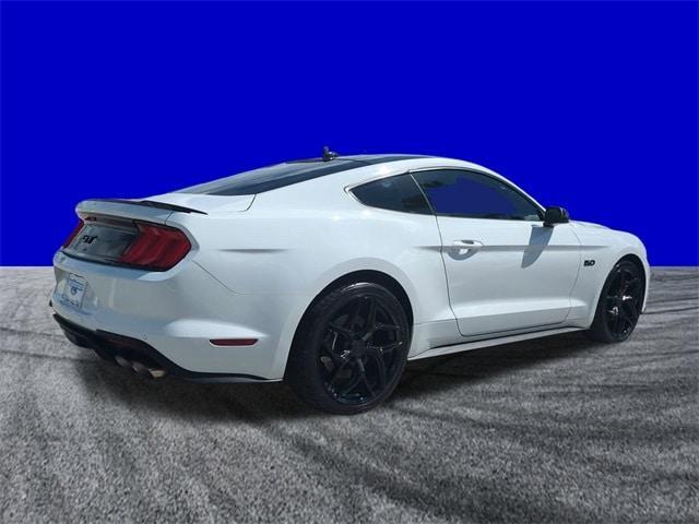 Photo of 2022 Oxford White Ford Mustang