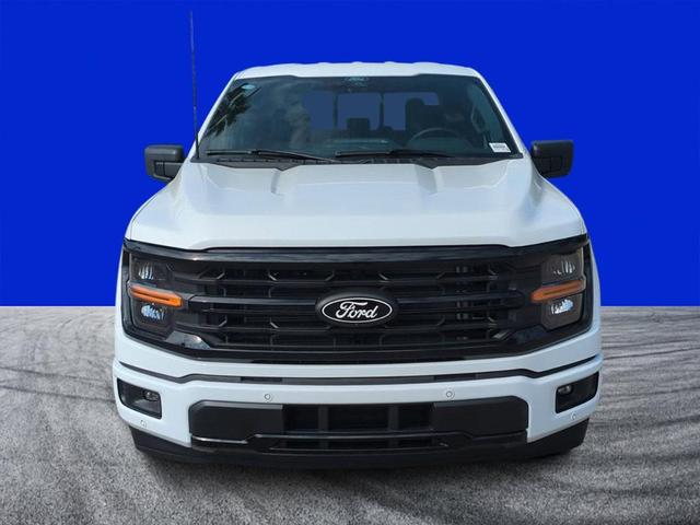 Photo of 2025 Oxford White Ford F-150