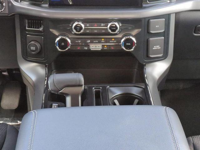 Photo of 2025 Oxford White Ford F-150