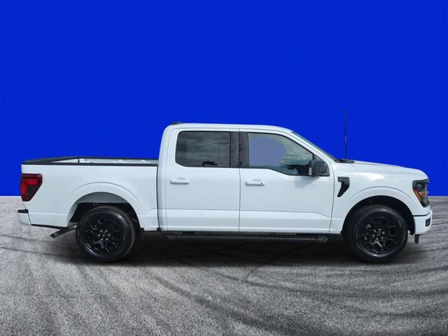 Photo of 2025 Oxford White Ford F-150