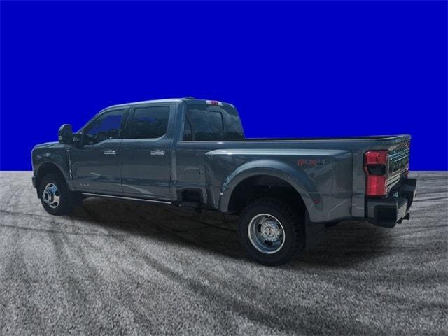 Photo of 2024 Carbonized Gray Metallic Ford F-350