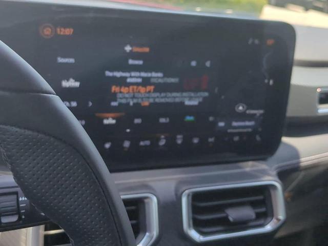 Photo of 2025 Magenta Ford Mustang
