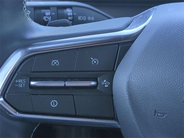 Photo of 2025 Sterling Gray Metallic Chevrolet Traverse
