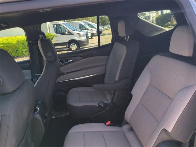Photo of 2025 Sterling Gray Metallic Chevrolet Traverse