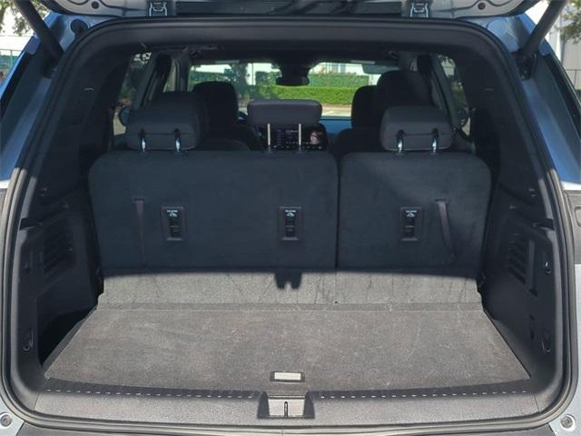 Photo of 2025 Sterling Gray Metallic Chevrolet Traverse