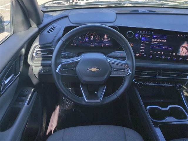 Photo of 2025 Sterling Gray Metallic Chevrolet Traverse