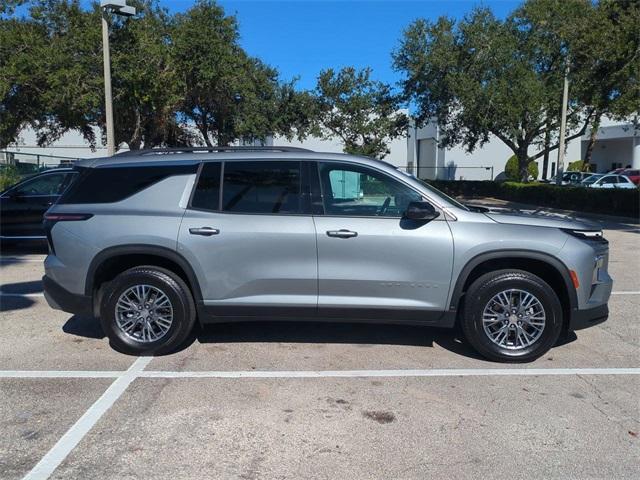 Photo of 2025 Sterling Gray Metallic Chevrolet Traverse