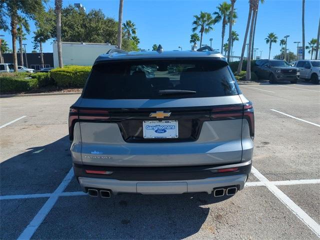 Photo of 2025 Sterling Gray Metallic Chevrolet Traverse