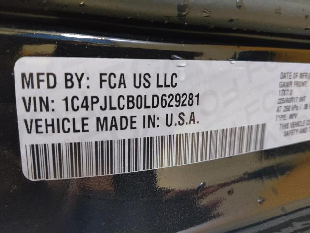 Photo of 2020 Diamond Black Crystal Pearlcoat Jeep Cherokee