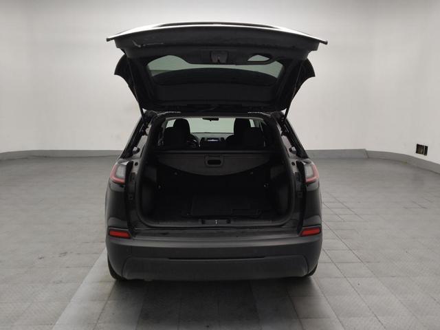 Photo of 2020 Diamond Black Crystal Pearlcoat Jeep Cherokee