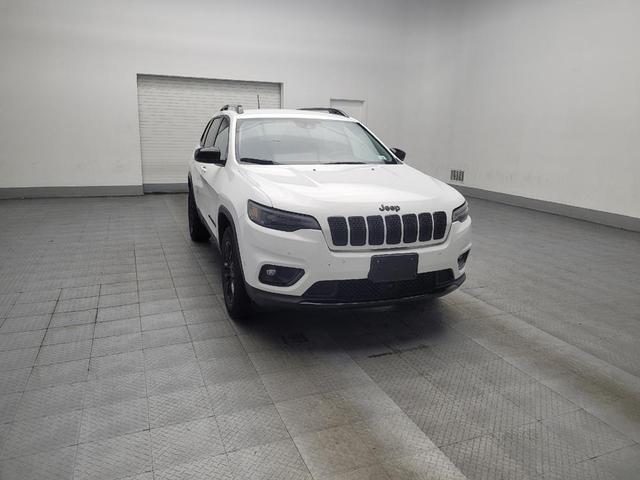 Photo of 2023 Bright White Clearcoat Jeep Cherokee